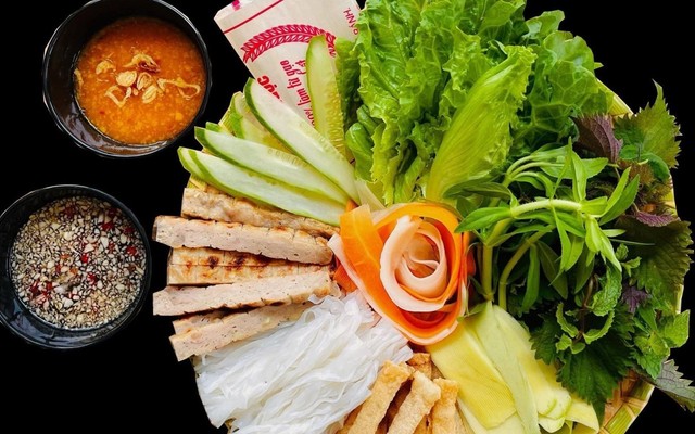 Nem Nướng Nha Trang H2O - Xuân La
