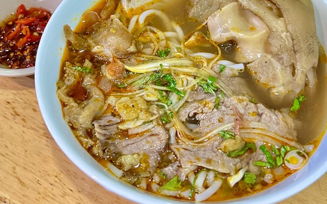 Bún Bò Trộn Siêu Cay - 796 Lê Đức Thọ