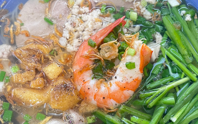 Hoà Ký Mì Gia - Hủ Tiếu Mì Sủi Cảo - Hưng Phú