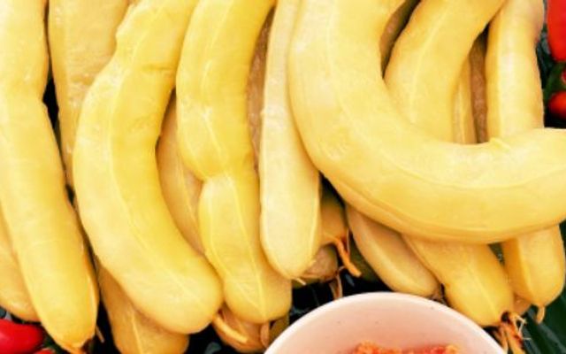 Ăn Vặt Xoài Loắc, Cóc Lắc & Me Ngâm Yến Vy