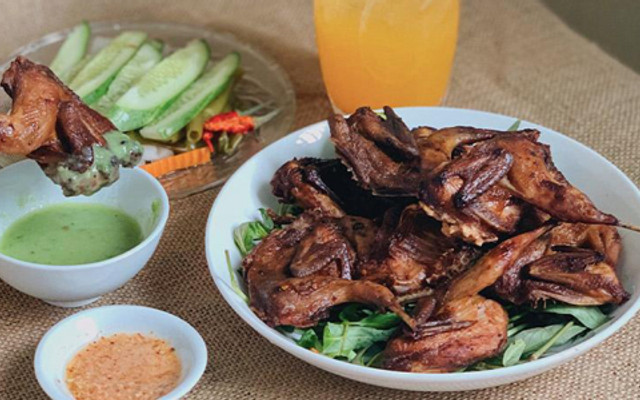 Cô Nguyệt - Bánh Mì Chim Cút Chiên Bơ - Thủ Đức