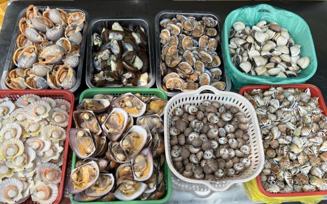 Chân Gà Sốt Thái Thị Bông - Hưng Phú