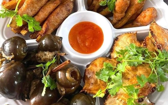 Ẩm Thực Tam Long - Đặc Sản Lẩu Cua Đồng - 394 Lê Hồng Phong