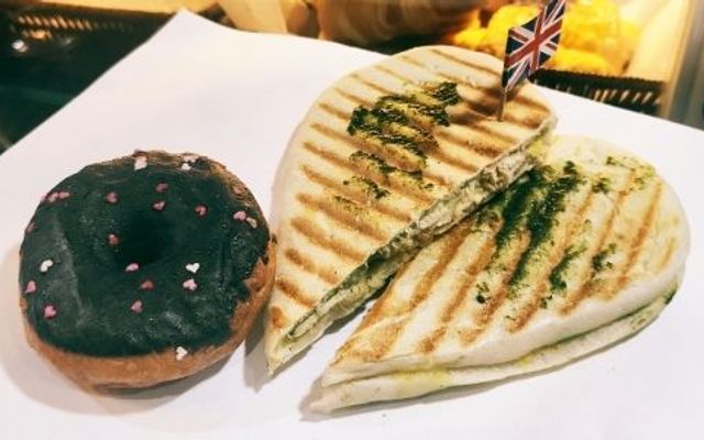 Panini & Sandwiches - Bánh Mì Truyền Thống Ý - Hai Bà Trưng