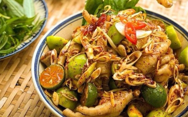 TIỆM CHÂN GÀ - Chân Gà Sốt Thái & Bánh Lọc