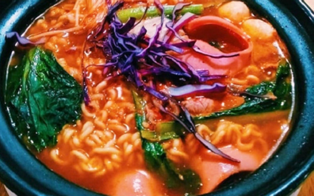 Nhà Mộc 8X - Mì Cay, Sinh Tố & Trà Sữa - Trần Quang Diệu