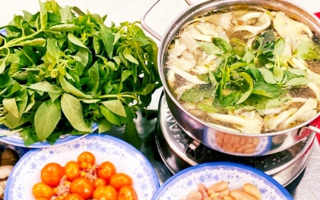 Lẩu Gà Lá É Phú Yên Hội Ngộ 2 - Thoại Ngọc Hầu