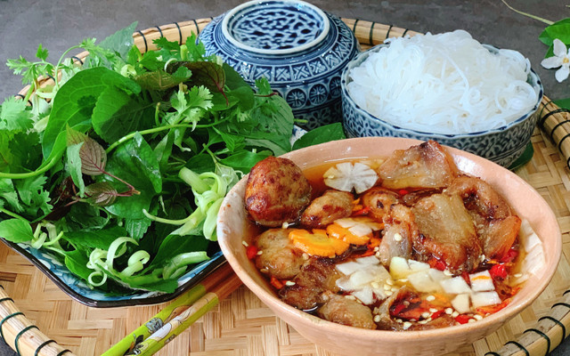 Mai Ăn Sáng - Bún Chả Ngon - Triệu Quốc Đạt