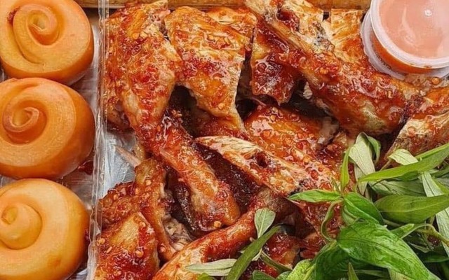 Gà Quay 79 - Gà Nướng, Bánh Bao & Cơm Lam