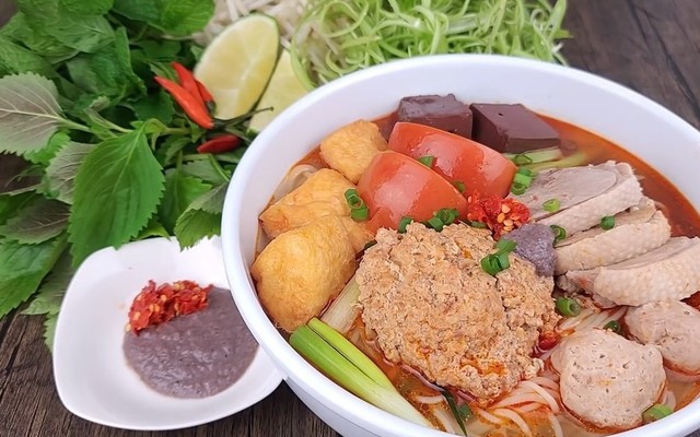 Bún Riêu Canh Bún Tuyền - Hoài Thanh