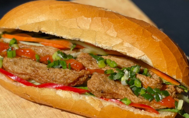Bánh Mì Chả Cá Minh - Nguyễn Xiển