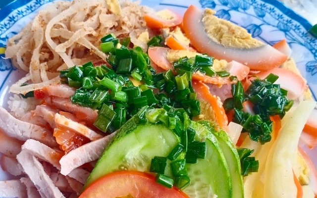 Bà Năm Food - Cơm, Bún Riêu & Mì Trộn