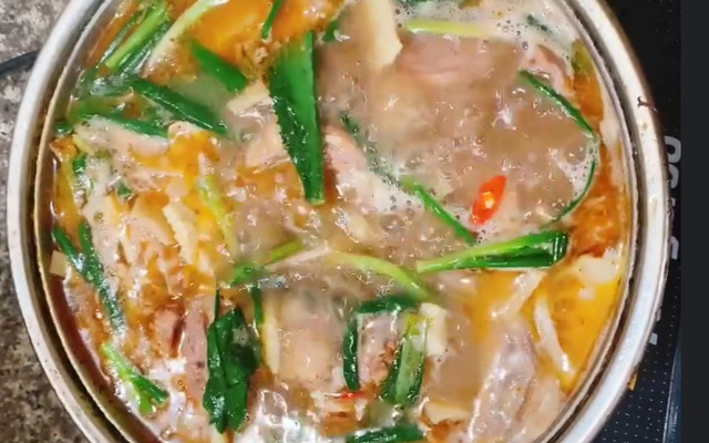 Lân Vịt Cỏ Vân Đình - Vịt Nướng, Gỏi Vịt & Lẩu Vịt - Ngã 3 Võ Thị Sáu-GS7