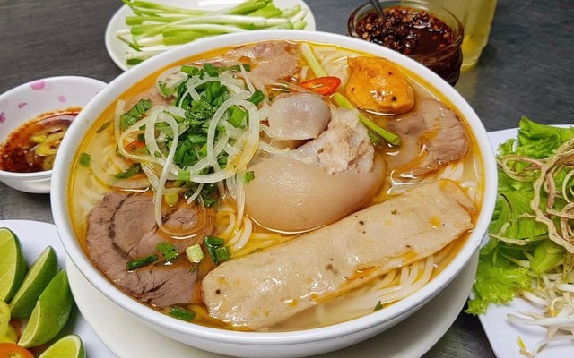 Bún Bò Huế Xưa - 268 Hoàng Minh Thảo