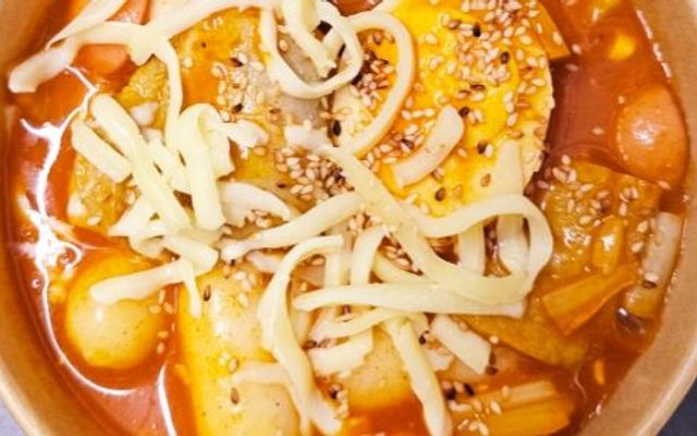 HTV Quán - Tokbokki, Mì Trộn & Gà Rán - Tôn Đản