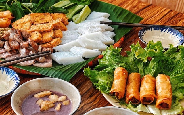 Bún Đậu Tràng Tiền - 83 Nguyễn Gia Trí