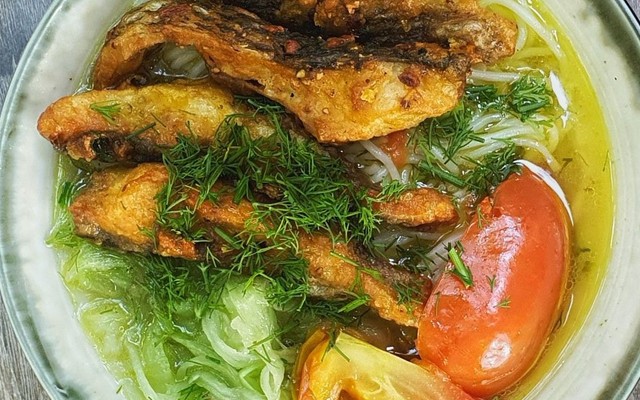 Cô Giang - Bún Cá Hải Phòng