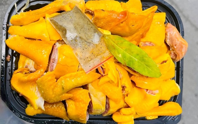 Gà Ủ Muối Huệ Trương - Phan Bội Châu