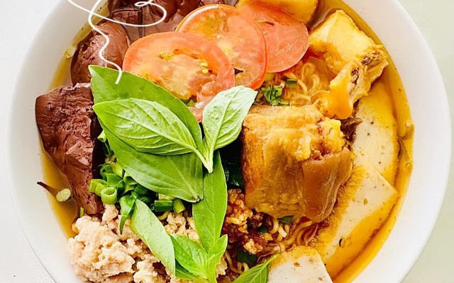 Bún Riêu Cua Hàm Nghi