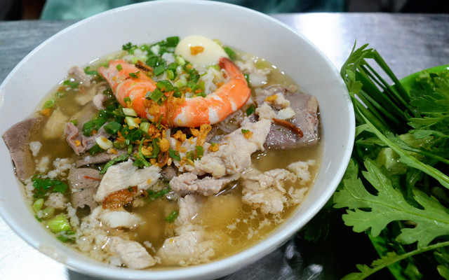 M6 - Quán Ăn - Tôn Đức Thắng