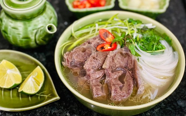 Phở Tư Kiệt Chính Hiệu - Phạm Hùng