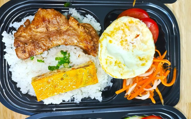 Cơm Tấm Sườn Que 69 - Trần Nguyên Hãn