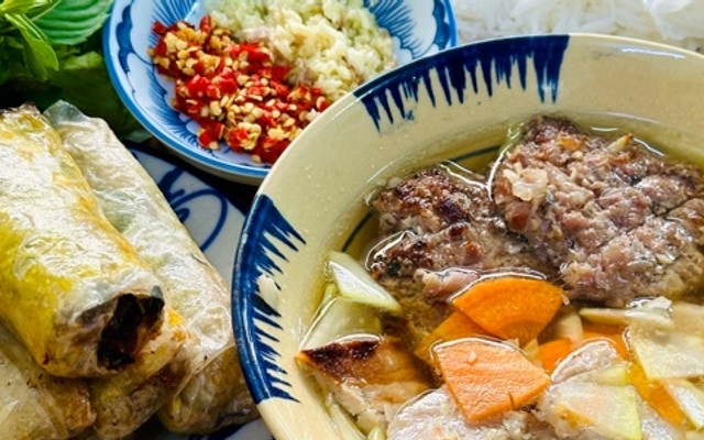 BÚN CHẢ HOÀNG THƠM - 88 NGUYỄN GIA TRÍ