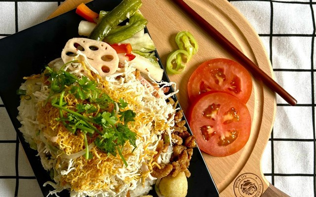 Minh Thư 2 - Bánh Mì & Xôi Mặn Hà Nội - Huỳnh Văn Nghệ