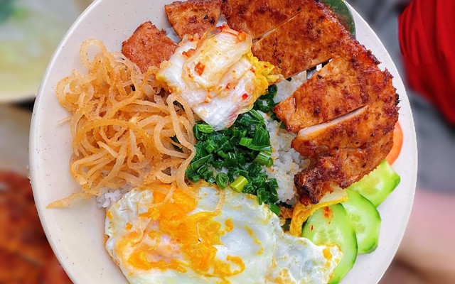 Cơm Tấm MĂM MĂM - 645 Đường 2 Tháng 4