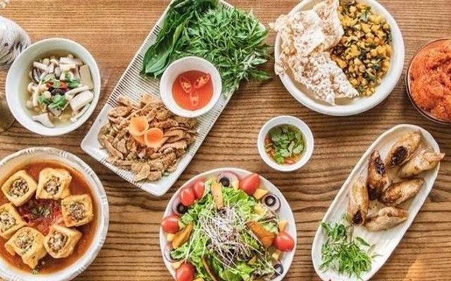 Chú Năm - Bánh Mì Bò Lá Lốt & Ram Thịt Nướng, Chả Lụi Lagi - 5 Thích Quảng Đức