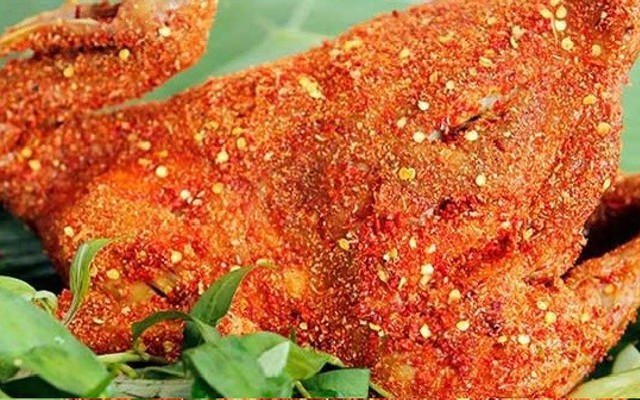 Tấn Tài - Bánh Mì Chả Cá & Gà Nướng Muối Ớt