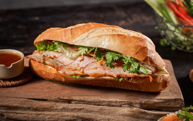 Bánh Mì Vân Anh - Cao Ốc Thuận Việt