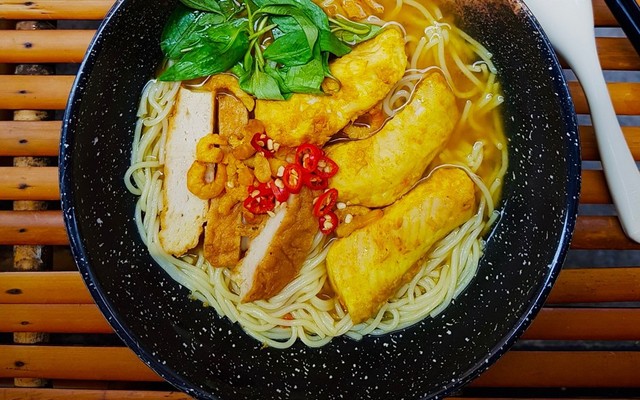 Bún Cá Châu Đốc Bà Bảy - Hoa Huệ