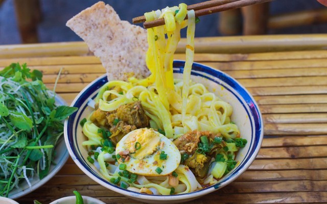 Mỳ Quảng & Bún Mắm - 239 Tố Hữu