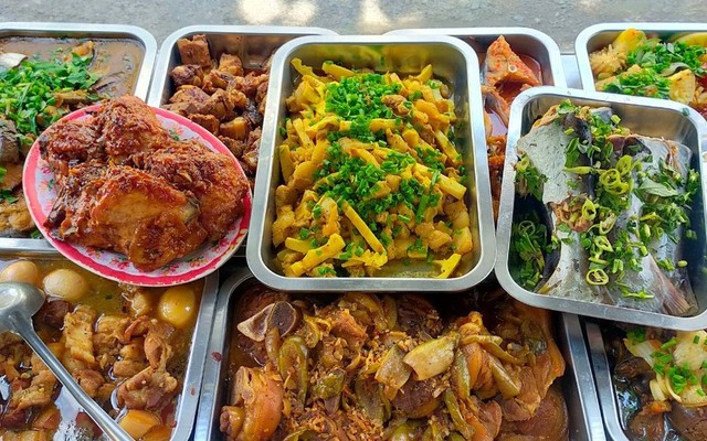 Cơm 68 - Trần Quốc Toản