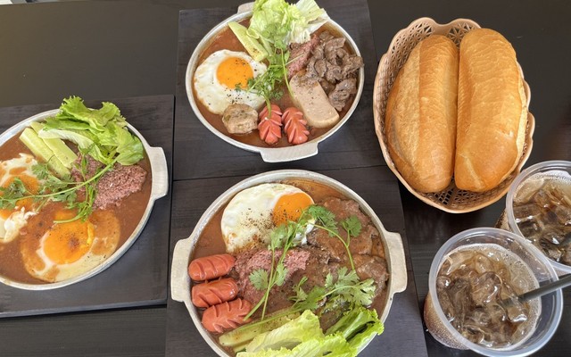 Bánh Mì Chảo & Bò Lá Lốt - Đô Ry