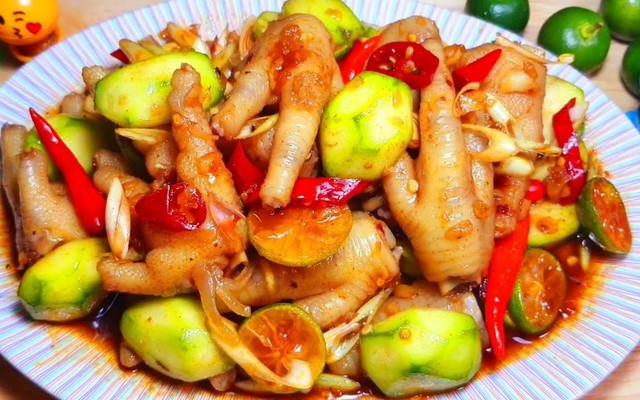 Chân Gà Sốt Thái - Xôi Xoài TikTik - 157 Gò Dầu