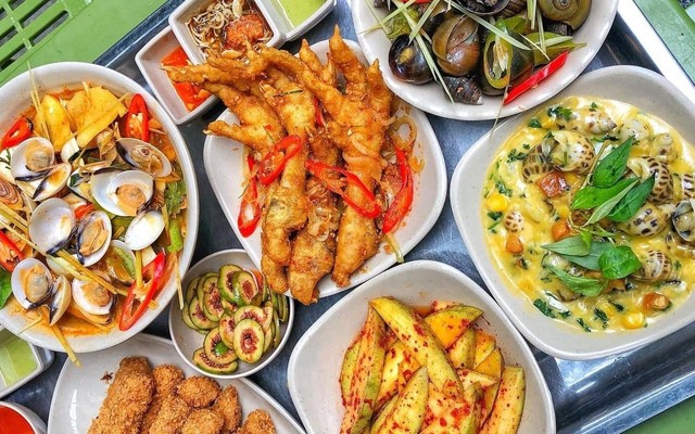 Trang Phương - Đồ Ăn Vặt & Chè Ngon - 201 Nguyễn Gia Thiều