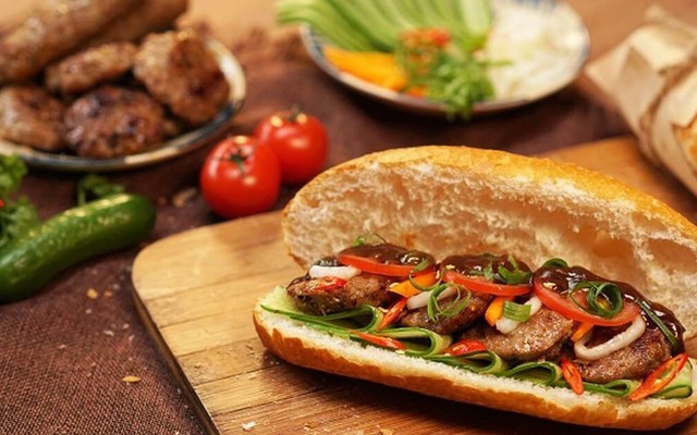 Bánh Mì Hà Nội & Nước Ép - Ba Anh Em