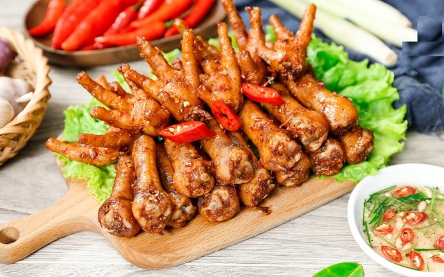 CHICKEN68 - Chân Gà Nướng