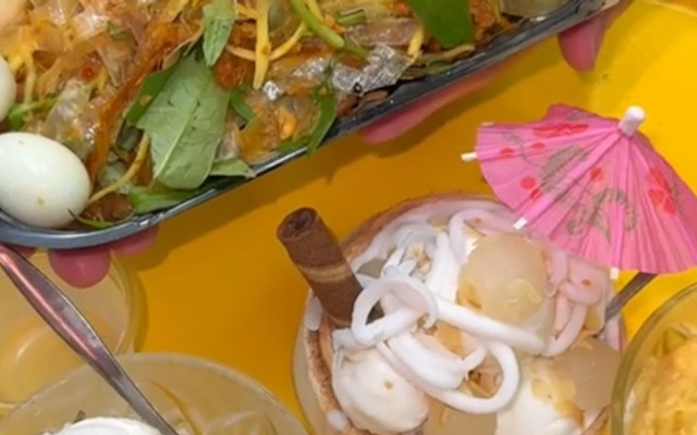 Kem Dừa Chế 2 - Kem Dừa - Huỳnh Văn Bánh