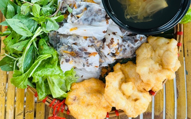 Bánh Cuốn Chả Mực Hạ Long & Bún Chả Nem Hàu Sữa - Duy Tân