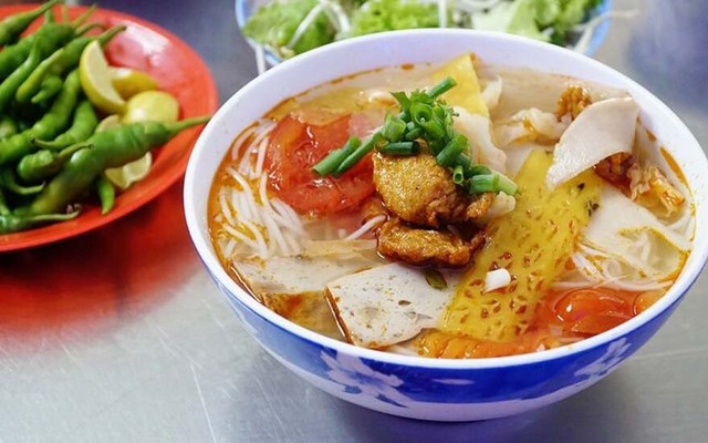 Bún Riêu Cá Trường Sa - 92C Đội Cấn