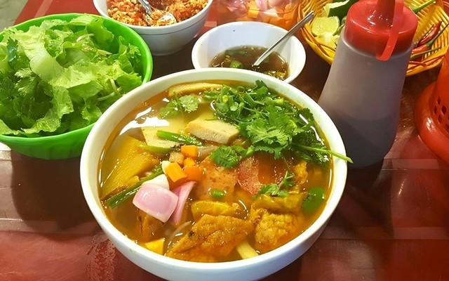 Bún Chả Cá Tam Giác - Ngô Văn Sở
