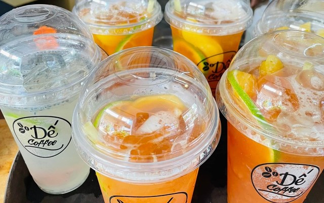 Dế Coffee - 230B Trần Hưng Đạo