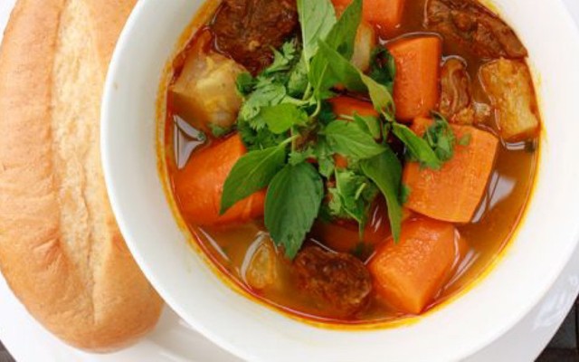 Bánh Canh, Bò Kho & Bánh Bèo - A Chin