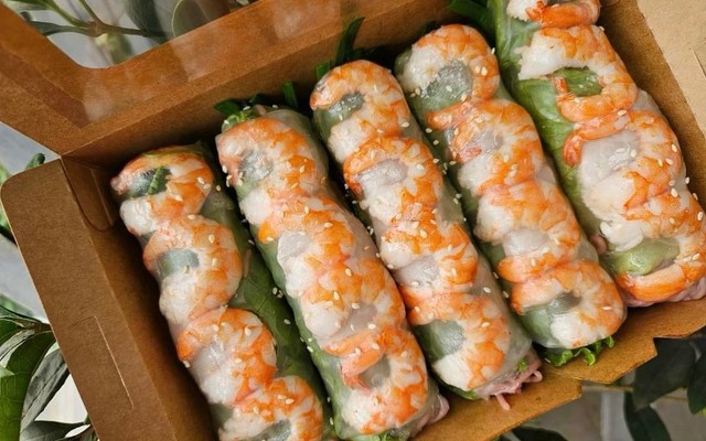 SPRING SALAD - Cơm & Cuốn Healthy