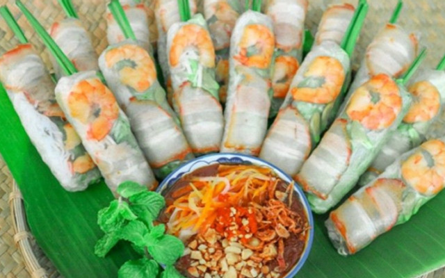 Bánh Mì Chả Cá, Heo Quay & Gỏi Cuốn - Lê Đức Thọ