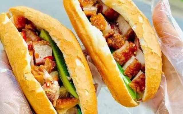 Bánh Mì Heo Lu Phúc Lộc - Vũ Ngọc Phan