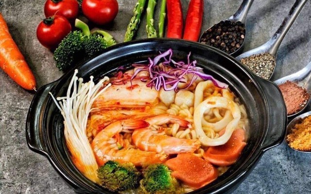 Mỳ Cay & Ăn Vặt SH - Ngô Thì Nhậm